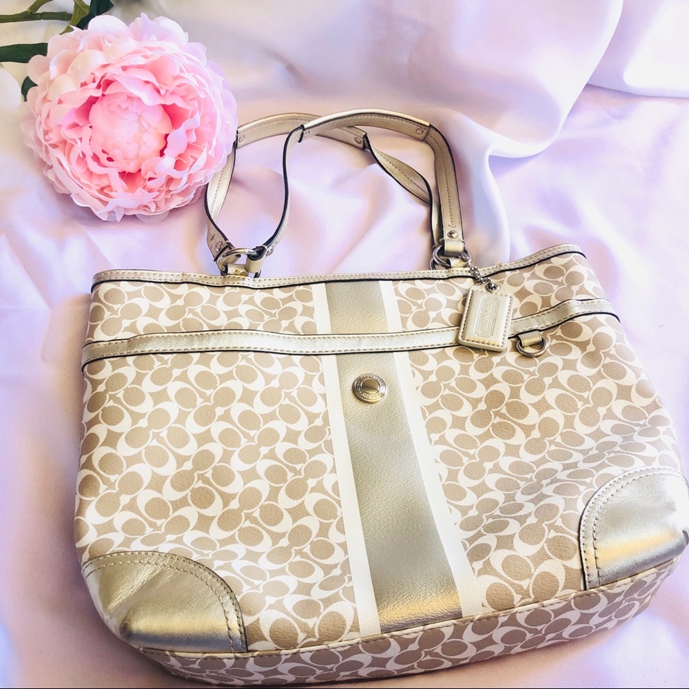 Coach handbag signature gold and white